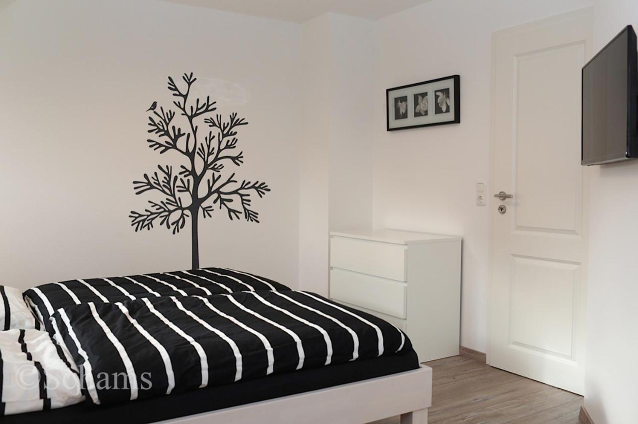 Ostseelagune Zingst, Exklusive Dhh, Strandnah, Sauna, Kamin, 3 Sz, 2 Baeder, Glasfaser, Haustierfrei, Garten Mit Suedterrasse, E-Ladesaeule, 2 Stellplaetze, Strandkorb, Fahrradschuppen, Waschmaschine, Trockner, Nichtraucher Dış mekan fotoğraf