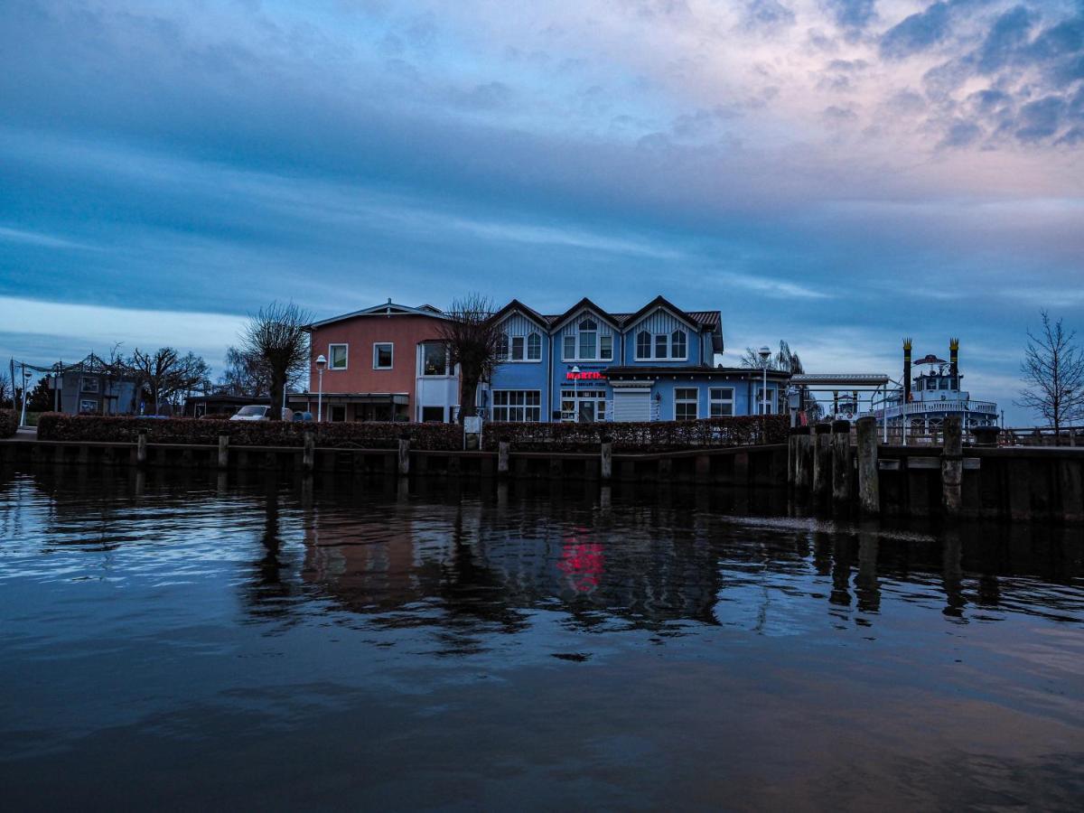 Ostseelagune Zingst, Exklusive Dhh, Strandnah, Sauna, Kamin, 3 Sz, 2 Baeder, Glasfaser, Haustierfrei, Garten Mit Suedterrasse, E-Ladesaeule, 2 Stellplaetze, Strandkorb, Fahrradschuppen, Waschmaschine, Trockner, Nichtraucher Dış mekan fotoğraf