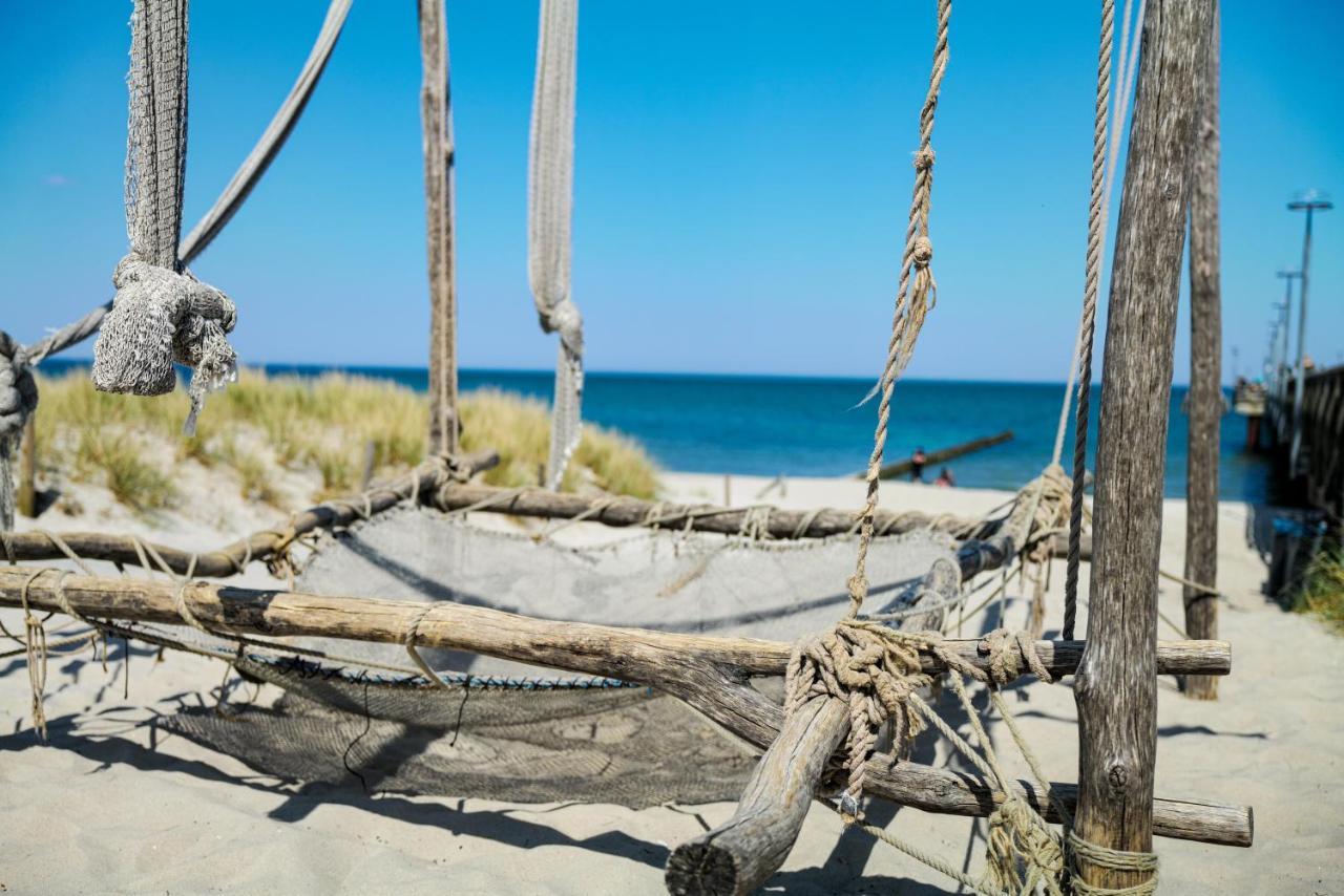 Ostseelagune Zingst, Exklusive Dhh, Strandnah, Sauna, Kamin, 3 Sz, 2 Baeder, Glasfaser, Haustierfrei, Garten Mit Suedterrasse, E-Ladesaeule, 2 Stellplaetze, Strandkorb, Fahrradschuppen, Waschmaschine, Trockner, Nichtraucher Dış mekan fotoğraf